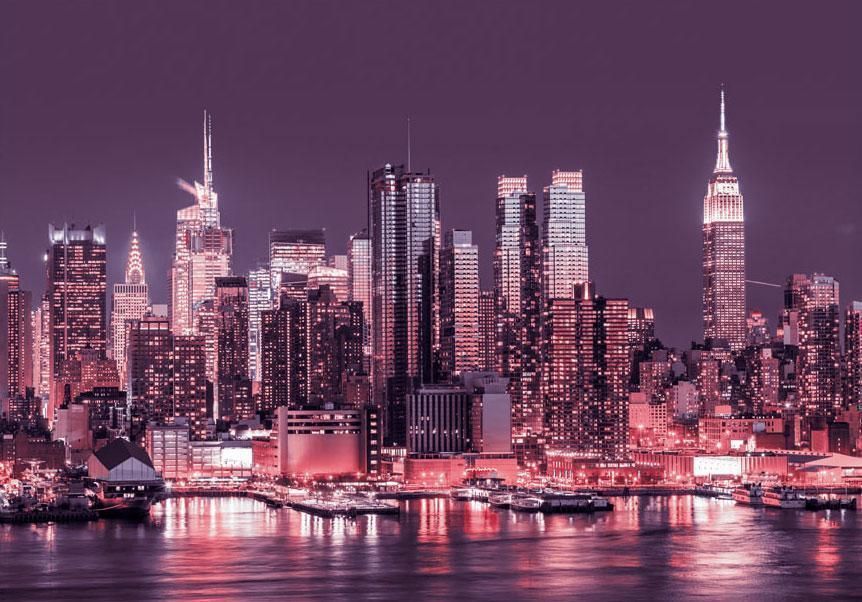 Papier peint - Purple night over Manhattan - cityscape of New York architecture
