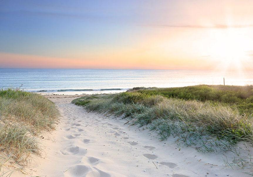 Papier peint - Morning walk on the beach