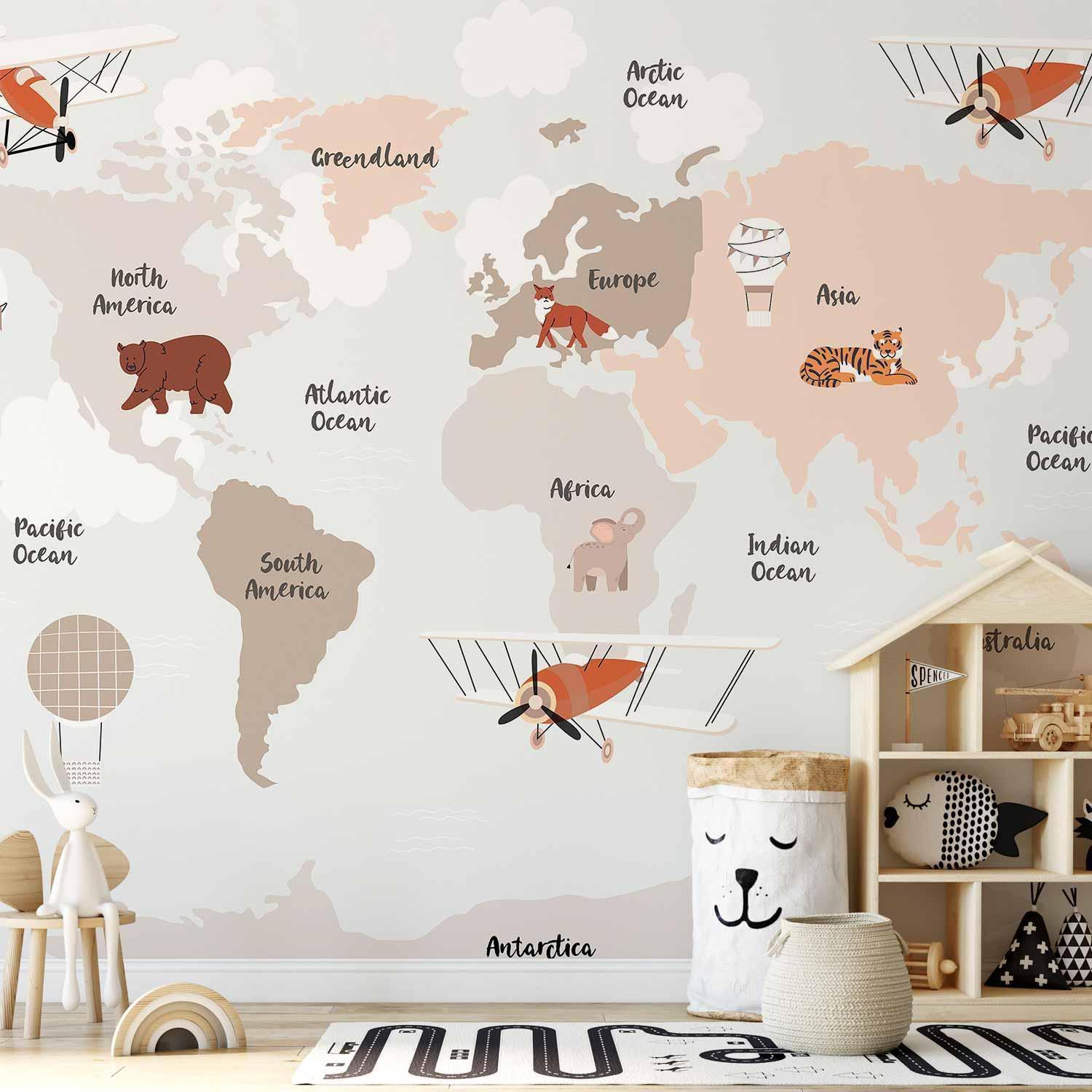 Papier peint - Map in Shades of Beige - Continents With Animals