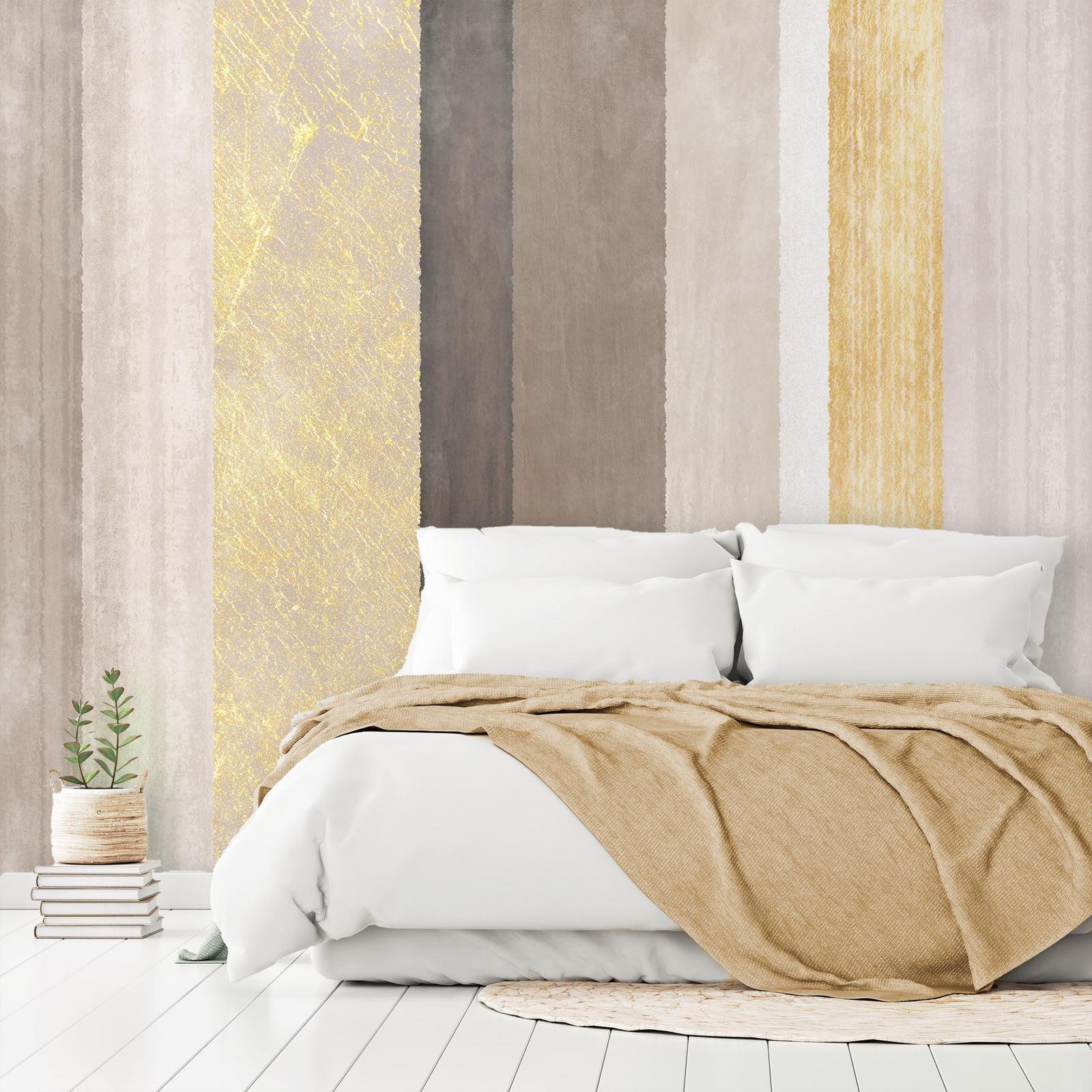 Papier peint - Striped pattern - abstract background in various stripes with gold pattern